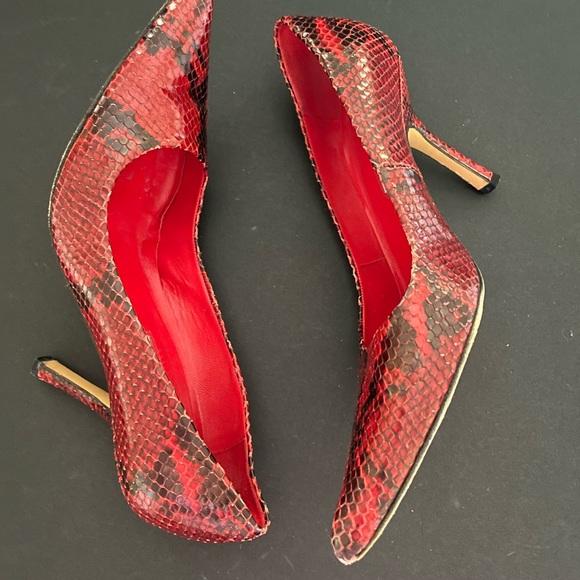 Charles David Python Heels I Color: red I Size: 8.5 - Picture 3 of 6